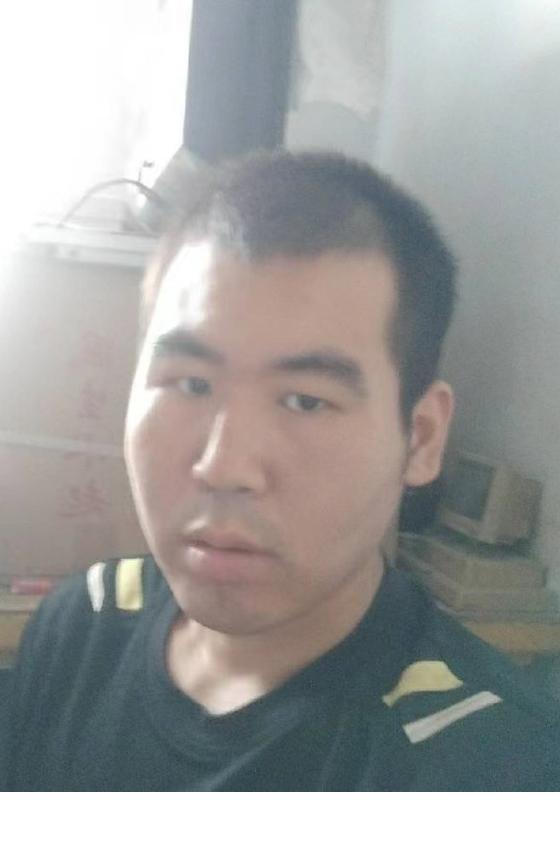 走失者照片 吕梁急寻！青年男子走失，患癫痫，穿...