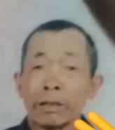 走失者照片 曲靖急寻：八旬老人走失，患小脑萎缩...