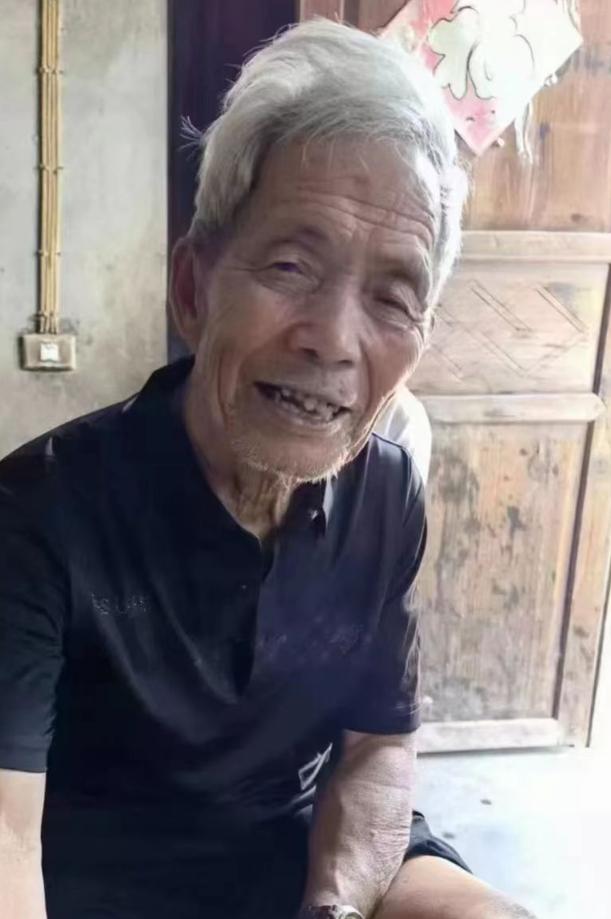 走失者照片 遵义急寻：仁怀八旬老人外出失联，白...