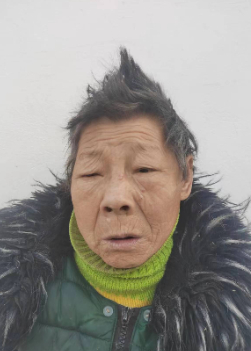 走失者照片 洛阳寻亲：七旬老太被救助，穿墨绿色...