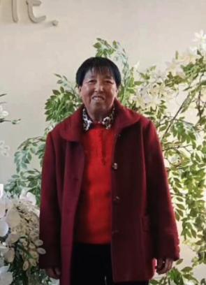 走失者照片 扬州急寻：高邮六旬老太失联，穿枣红...