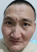 走失者照片 福州寻亲：五旬男子被救助，穿黄色上...