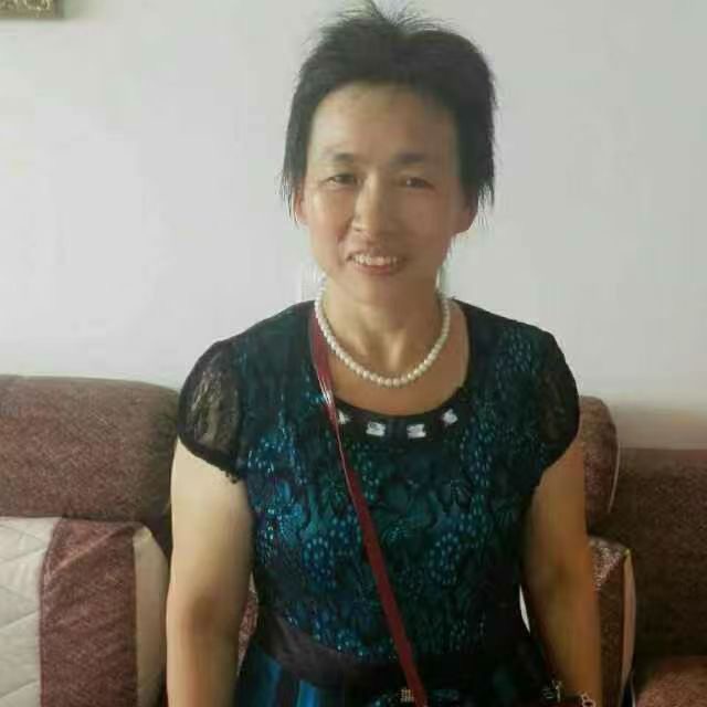 走失者照片 遂宁寻人：五旬女子走失，穿黑色中长...