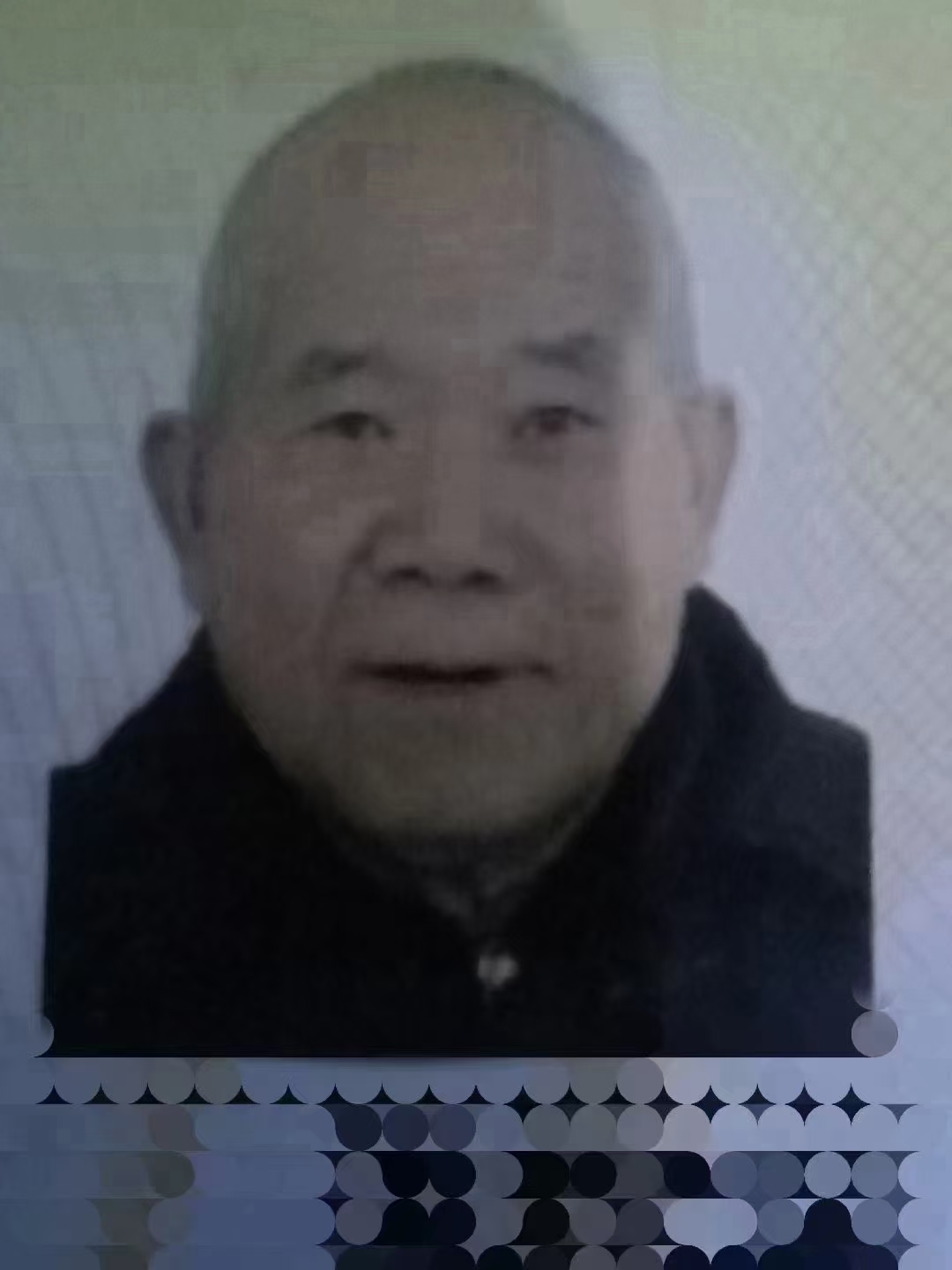 走失者照片 烟台龙口急寻！七旬老人走失，穿深蓝...