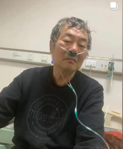 走失者照片 丹东急寻：六旬老人走失，穿墨绿色棉...