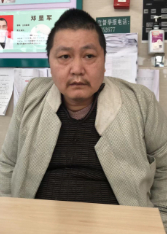 走失者照片 寻亲：五旬男子在内江被救助，穿黑色...