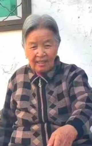 走失者照片 晋城急寻：八旬老太走失，穿酒红色棉...