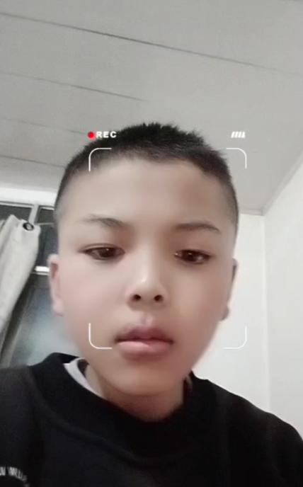 走失者照片 孩子你在哪儿？西宁13岁男孩失联多...