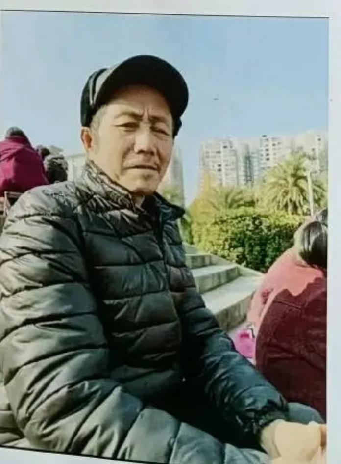 走失者照片 衡阳耒阳寻人：六旬老人走失，穿黑色...