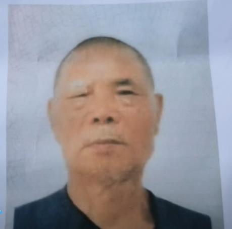 走失者照片 宜宾寻亲：七旬老人失联，穿黑色呢大...