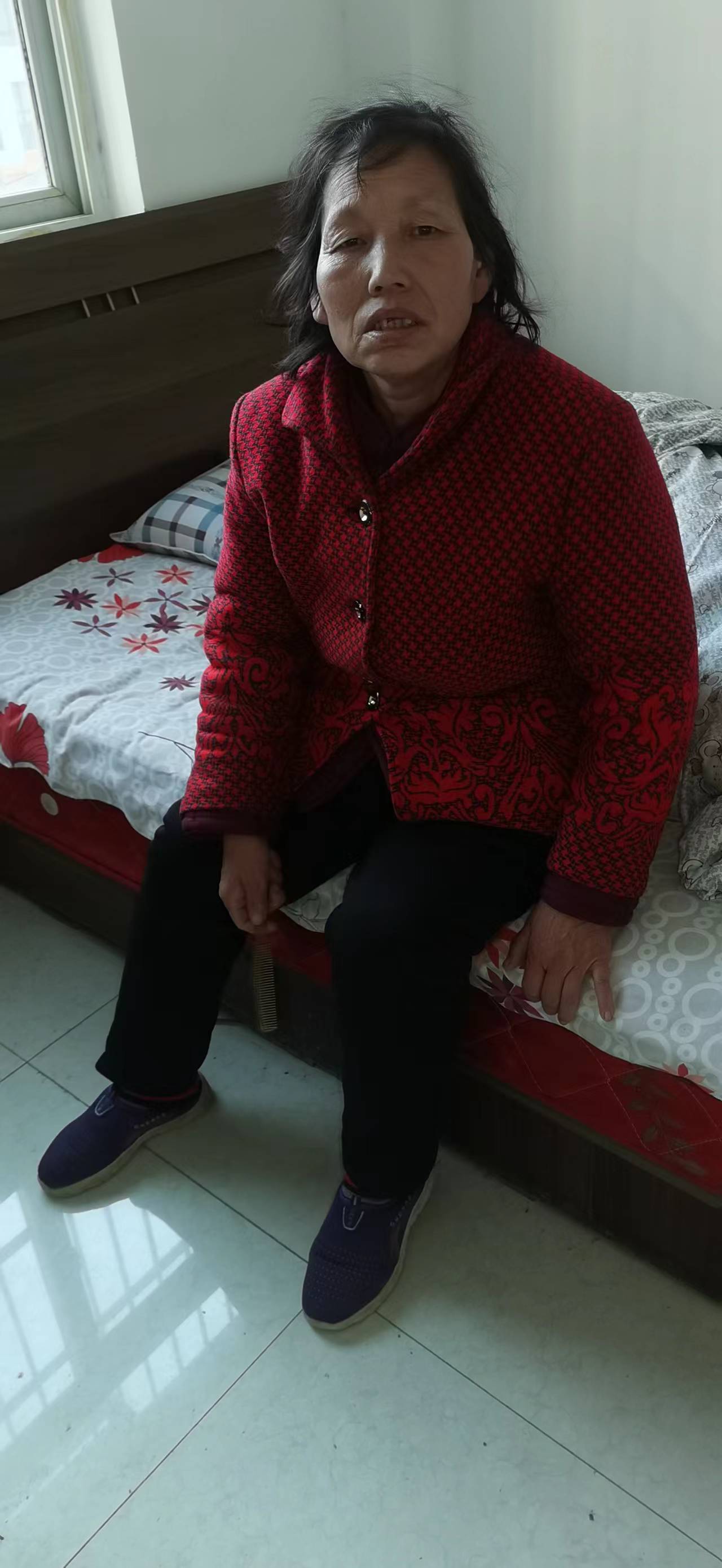 走失者照片 商洛寻亲：五旬女子被救助，自述叫李...