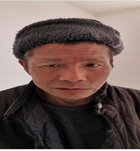 走失者照片 百色市寻亲：六旬老人被救助，穿黑色...
