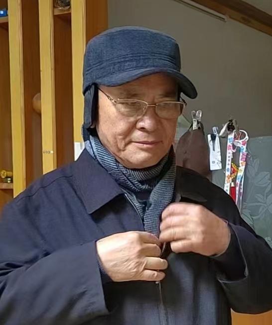 走失者照片 黄石急寻！大冶七旬老人走失，戴咖色...