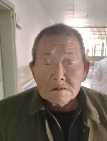 走失者照片 随州寻亲：六旬老人被救助，穿黑色外...