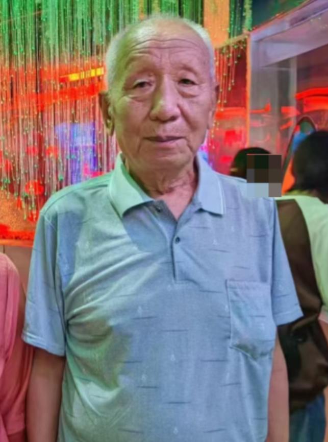 走失者照片 沧州市寻人：八旬老人走失，穿蓝灰色...
