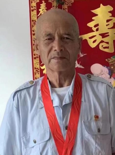 走失者照片 咸阳寻人：七旬老人走失，患脑梗，戴...