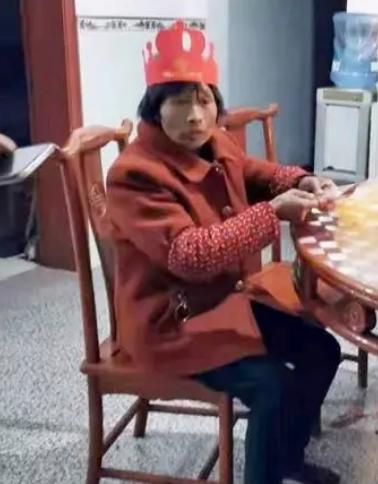 走失者照片 宜春丰城急寻：七旬老太走失，穿蓝色...