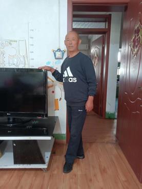 走失者照片 济南急寻：七旬老人失联，戴蓝色帽子...