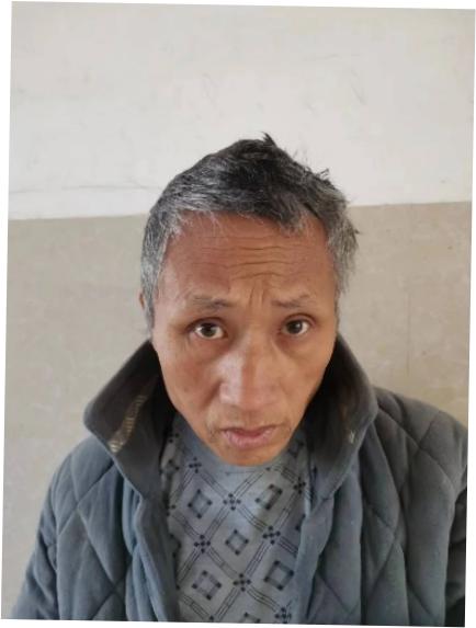 走失者照片 周口项城寻亲：六旬老人被救助，穿黑...