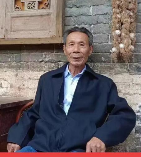 走失者照片 巴中寻人：七旬老人失联，穿灰色上衣...