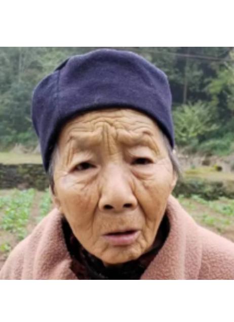 走失者照片 紧急寻人：德阳八旬老太失联，穿黑色...