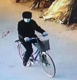 走失者照片 保定急寻：六旬老人失联，穿黑色外套...