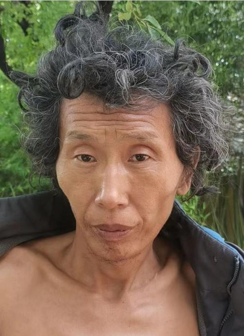 走失者照片 商丘急寻：永城五旬男子被救助，灰色...