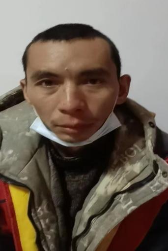 走失者照片 周口寻亲：青年男子被救助，穿休闲棉...