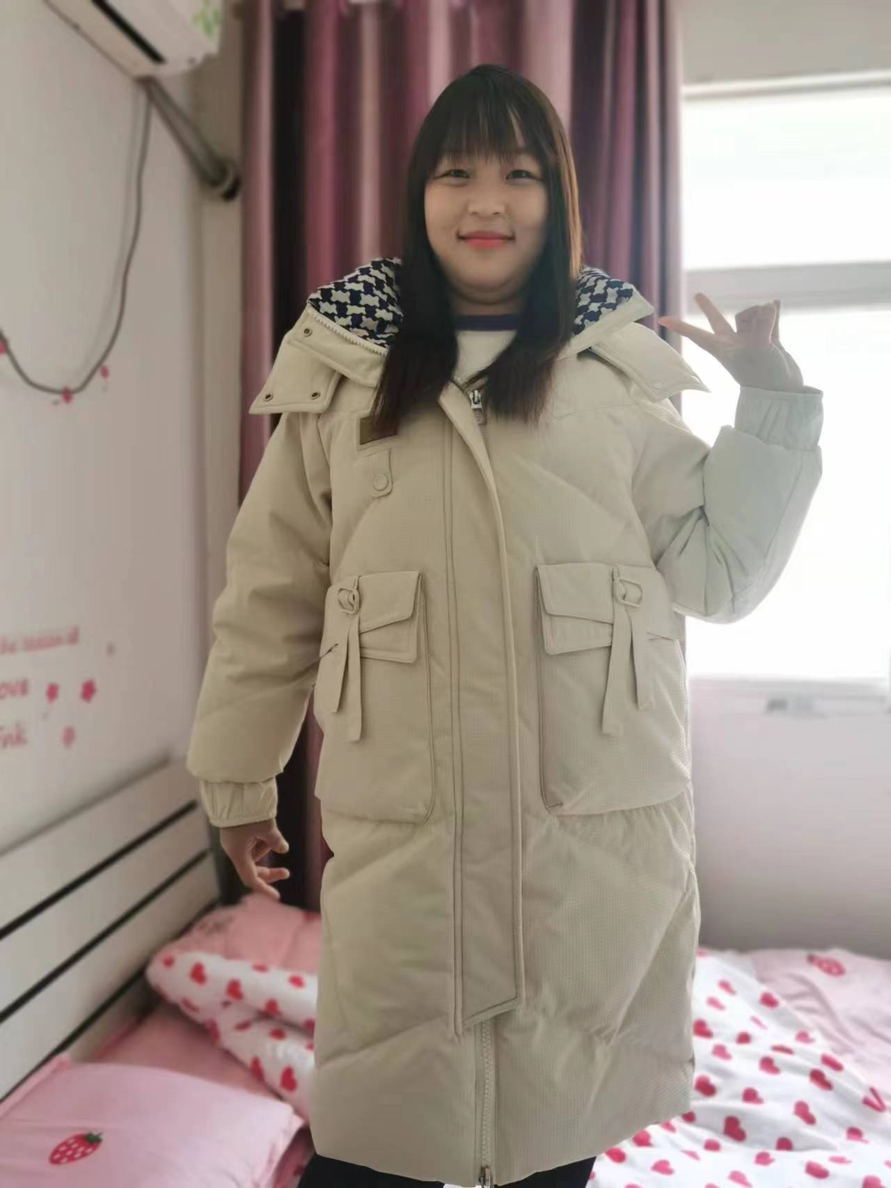 走失者照片 商洛急寻：青年女子走失多日，患癫痫...
