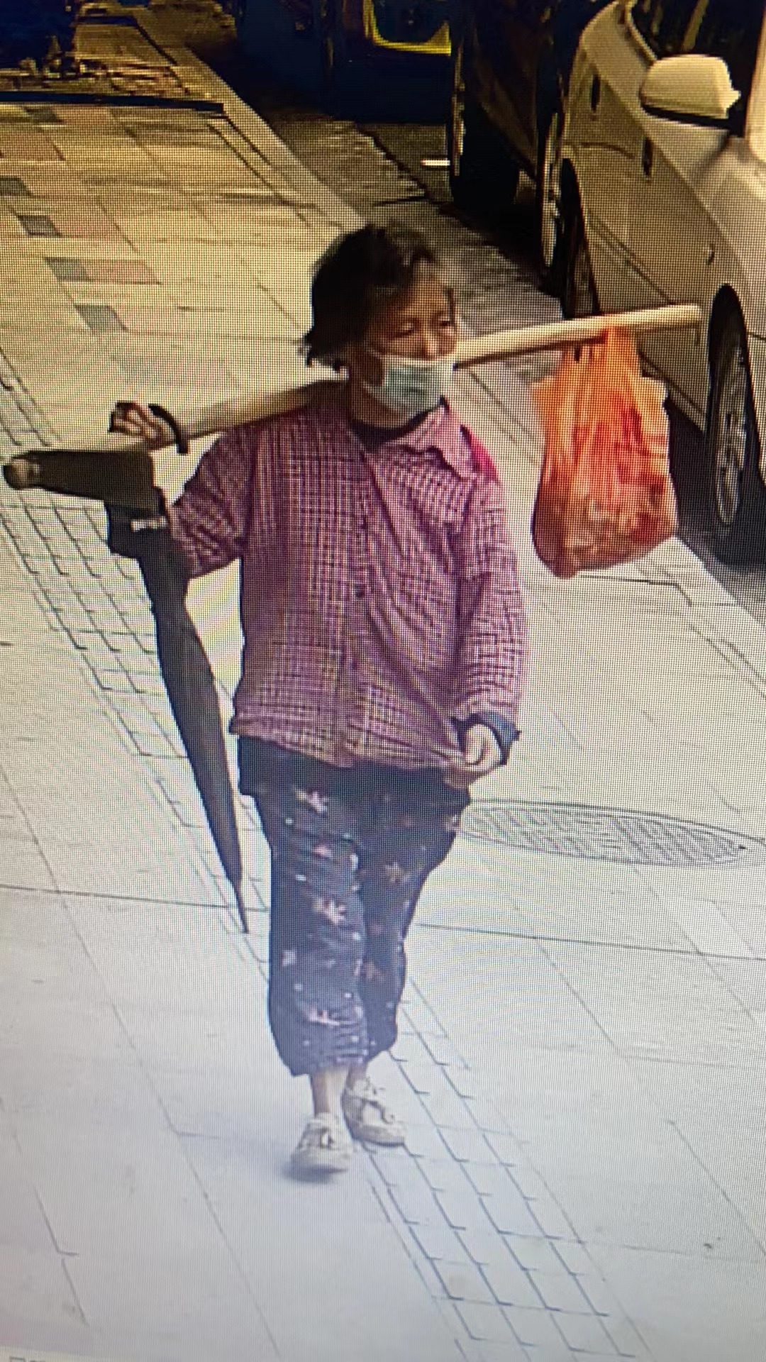 走失者照片 佛山急寻：七旬老太失联，穿黑色上衣...