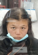 走失者照片 温州寻亲：青年女子被救助，穿黑色羽...