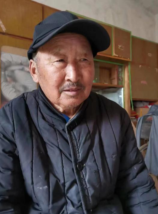 走失者照片 济南急寻：七旬老人走失，患小脑萎缩...