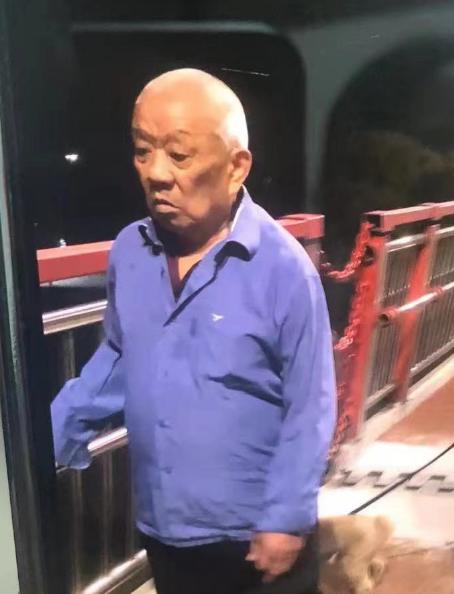 走失者照片 信阳急寻：八旬老人走失，穿黑色棉袄...