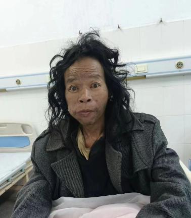 走失者照片 福州寻亲：福清中年男子被救助，穿黑...