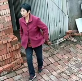 走失者照片 天津市寻人：六旬老太走失，患小脑萎...