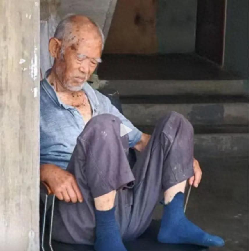 走失者照片 临沂寻人：八旬老人走失，患小脑萎缩...