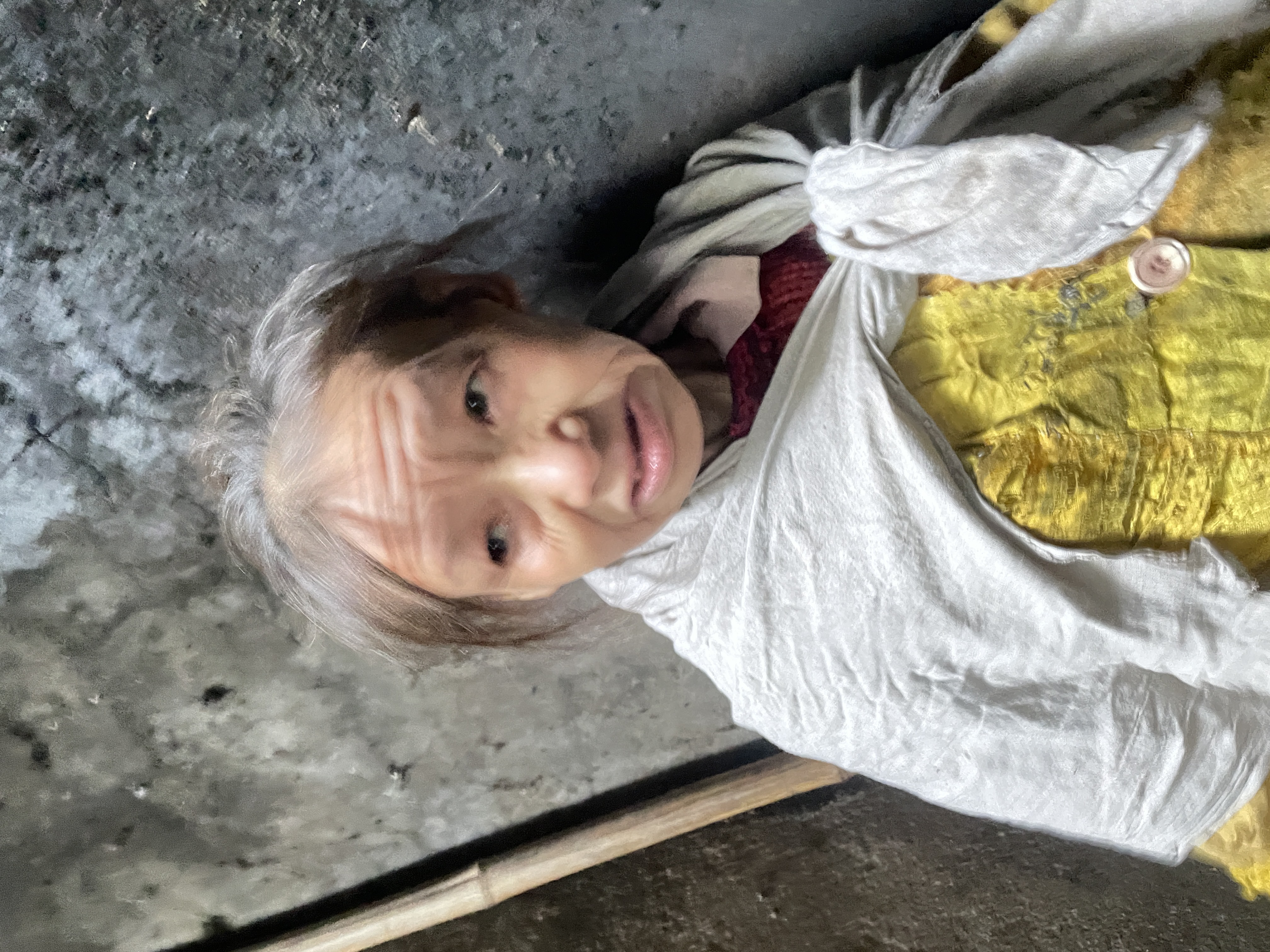 走失者照片 黄冈麻城寻亲：六旬老太被救助，穿浅...