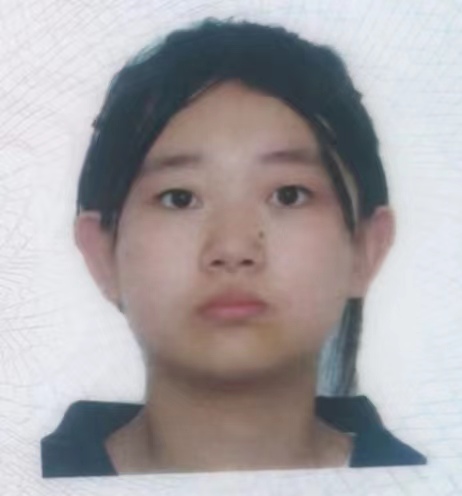 走失者照片 信阳急寻：16岁女孩失联，穿土黄色...