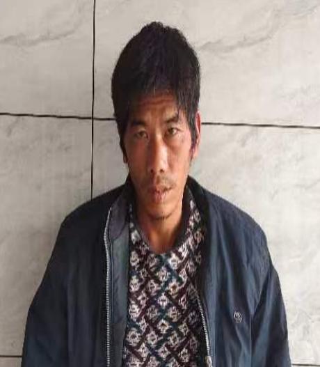 走失者照片 贵港寻亲：中年男子被救助，穿灰色外...
