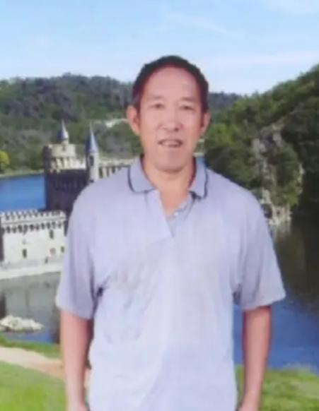 走失者照片 紧急寻人：重庆六旬老人走失，穿青黄...