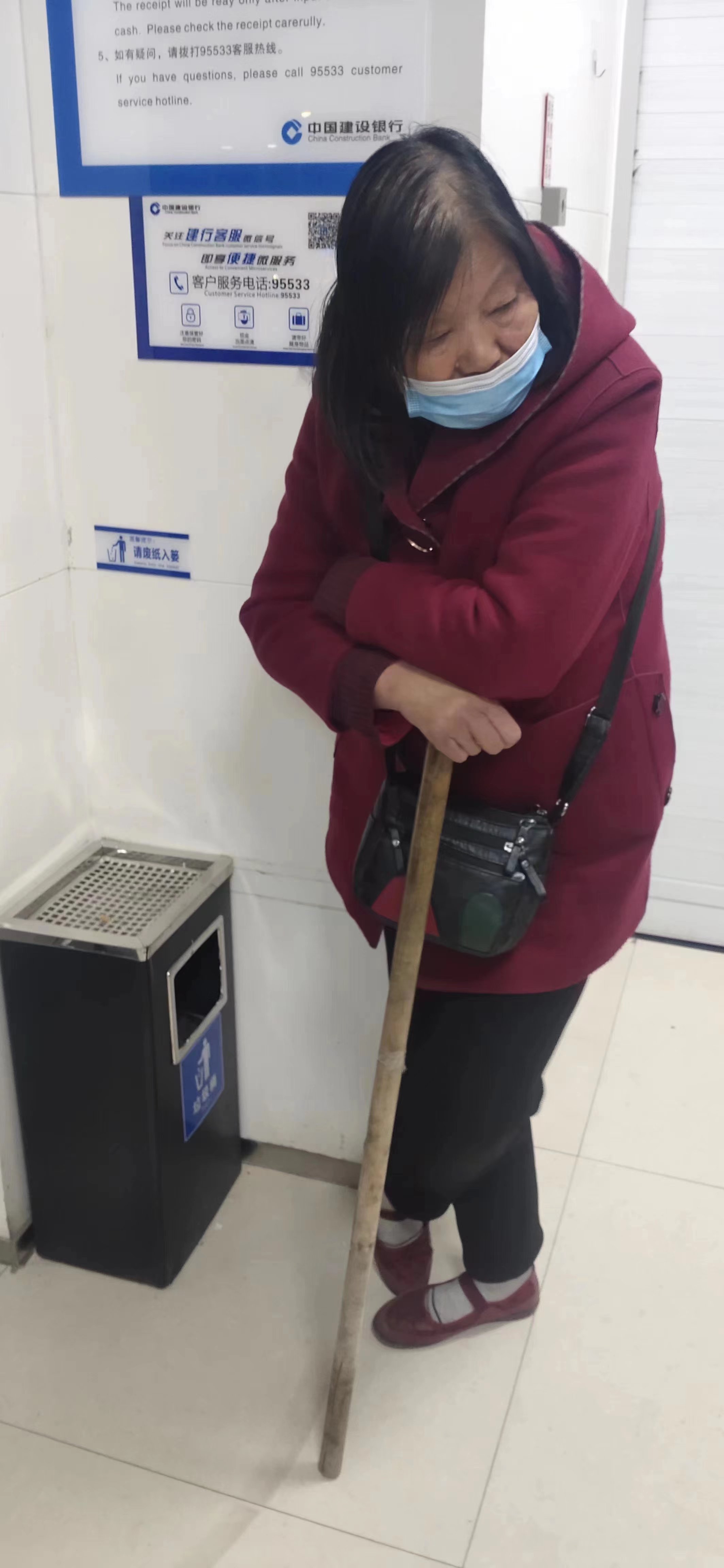 走失者照片 铜川急寻：六旬老太走失，患精神障碍...
