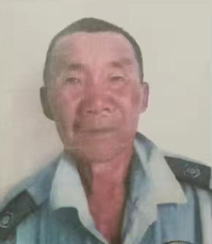 走失者照片 商丘寻人：六旬老人外出失联，戴迷彩...