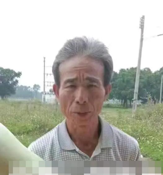 走失者照片 湛江六旬老人走失，患脑梗，穿灰白色...
