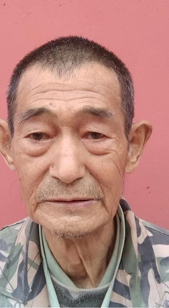 走失者照片 德州寻亲：七旬老人被救助，自述叫董...