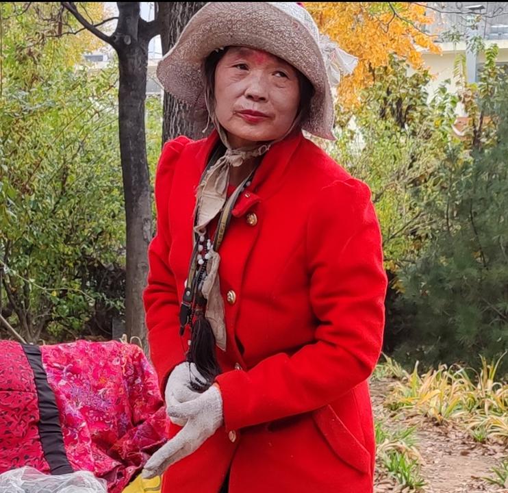 走失者照片 泰安寻亲：五旬女子被救助，自述叫李...