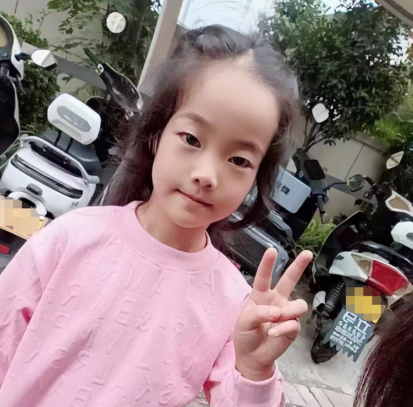走失者照片 孩子你在哪儿？洛阳7岁女童失联，穿...