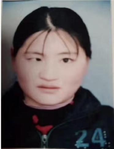 走失者照片 乌兰察布寻人：五旬女子走失，轻微智...