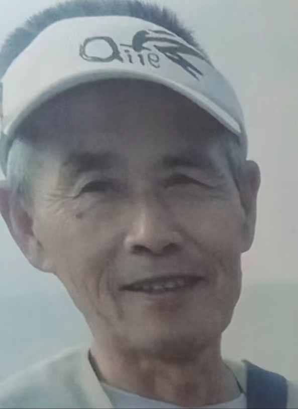 走失者照片 松原急寻：七旬老人走失，穿黑紫相间...
