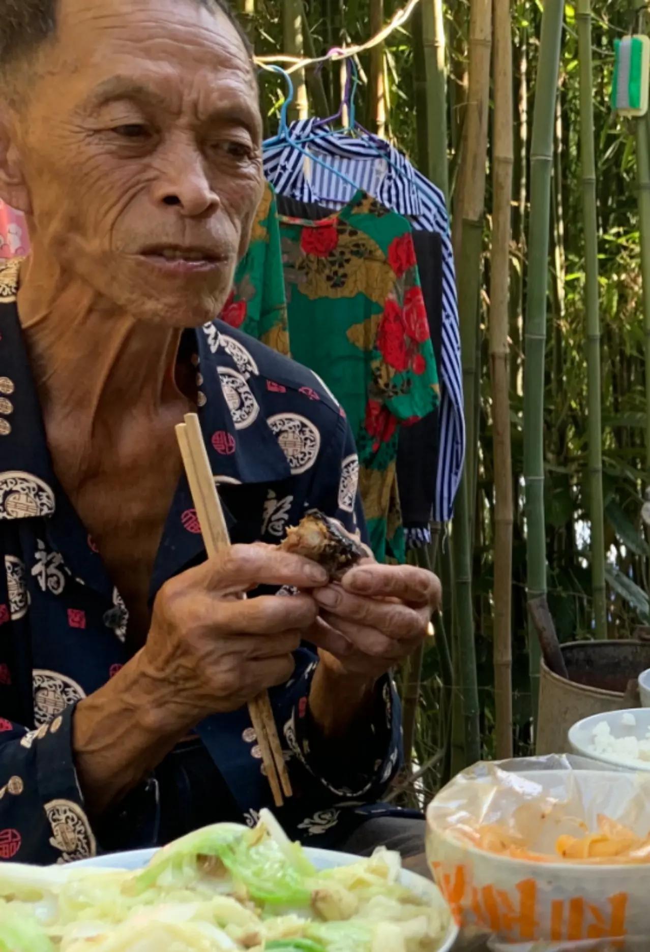 走失者照片 铜仁急寻：七旬老人失联，高1米65...