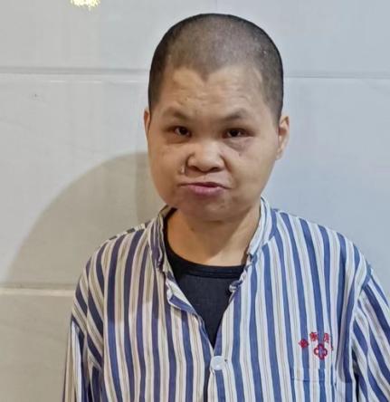 走失者照片 福州福清寻亲：中年女子被救助，高1...